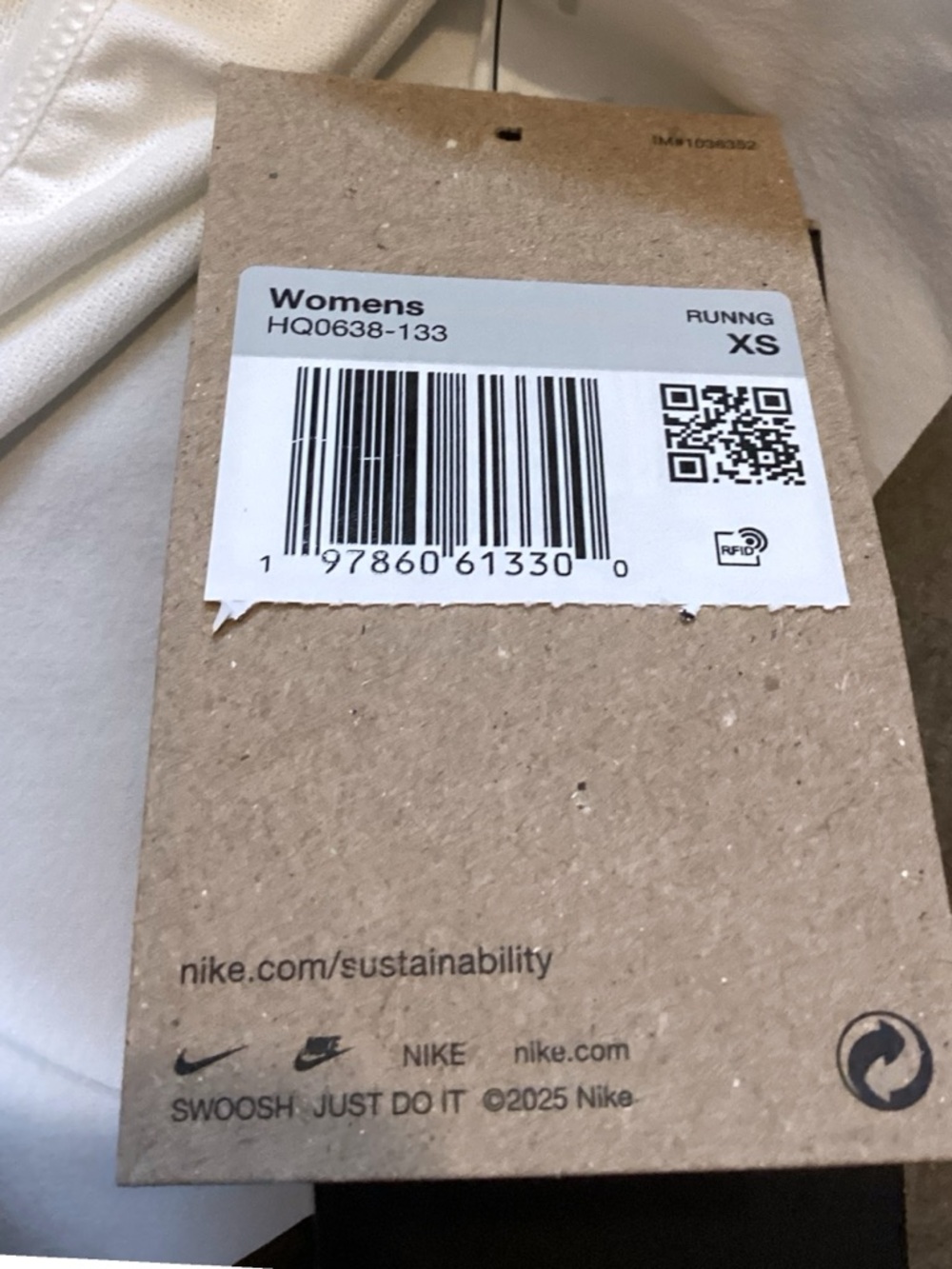 Nike Swift Dri-FIT Mid Rise 2.5" Shorts Women's HQ0638-133 Size XS NWT - Picture 5 of 11